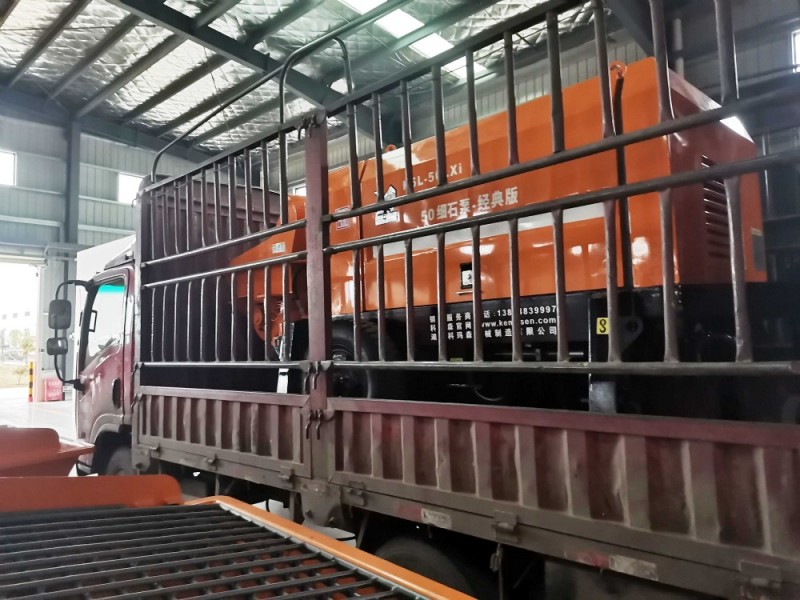 2022年3月4日，科瑪森50細(xì)石混凝土泵K5L發(fā)貨貴州，感謝王總信任科瑪森，選擇科瑪森。