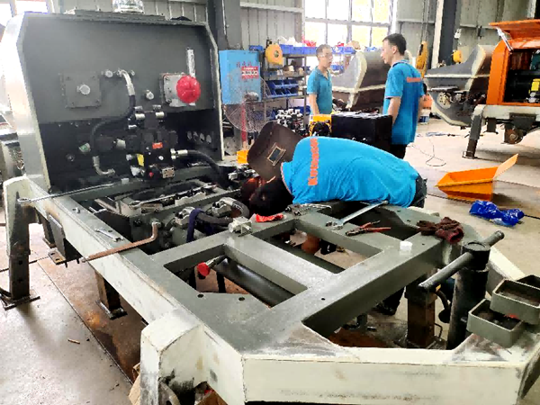 致敬科瑪森車間一線工人：付出汗水，筑夢未來